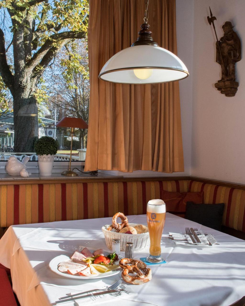 Hotel und Gasthof Soller Ismaning Exterior foto